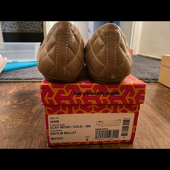 Clay Beige/Gold Tory Burch Flats - Picture 2 of 4